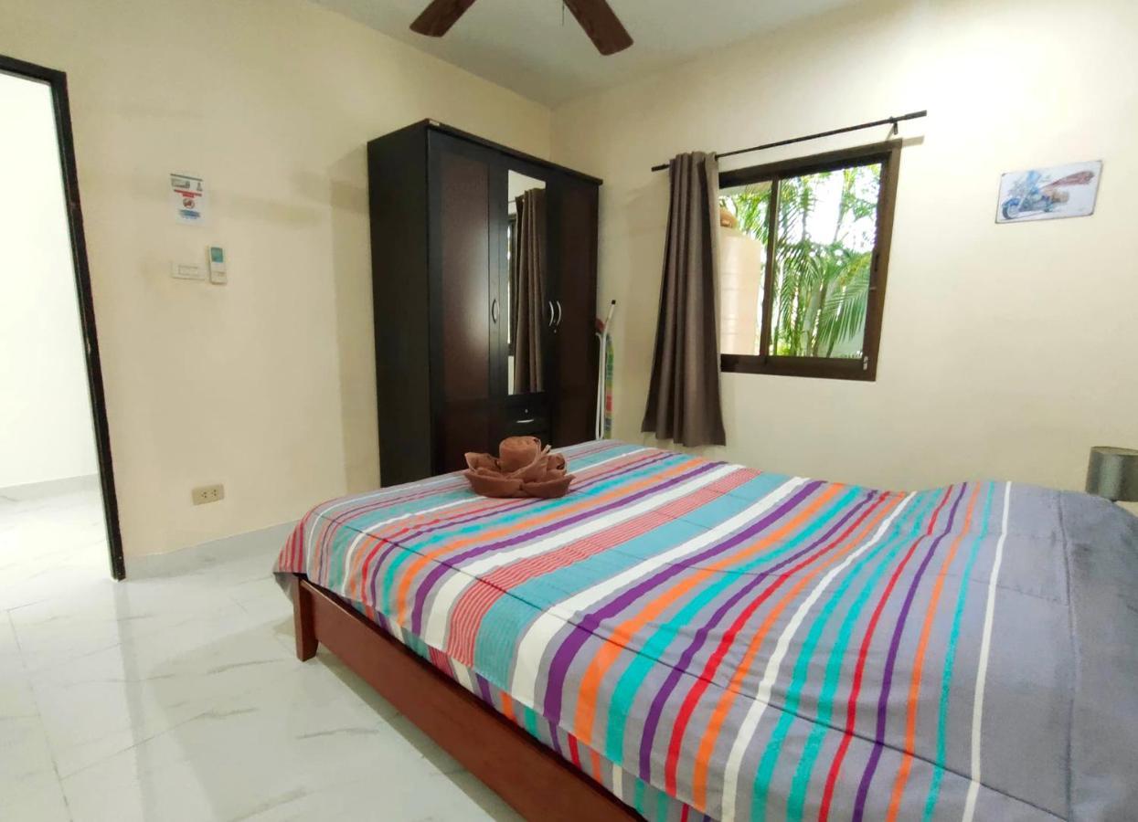 Corner Villa - Pattaya Holiday House Walking Street 4 Bedrooms Exterior foto